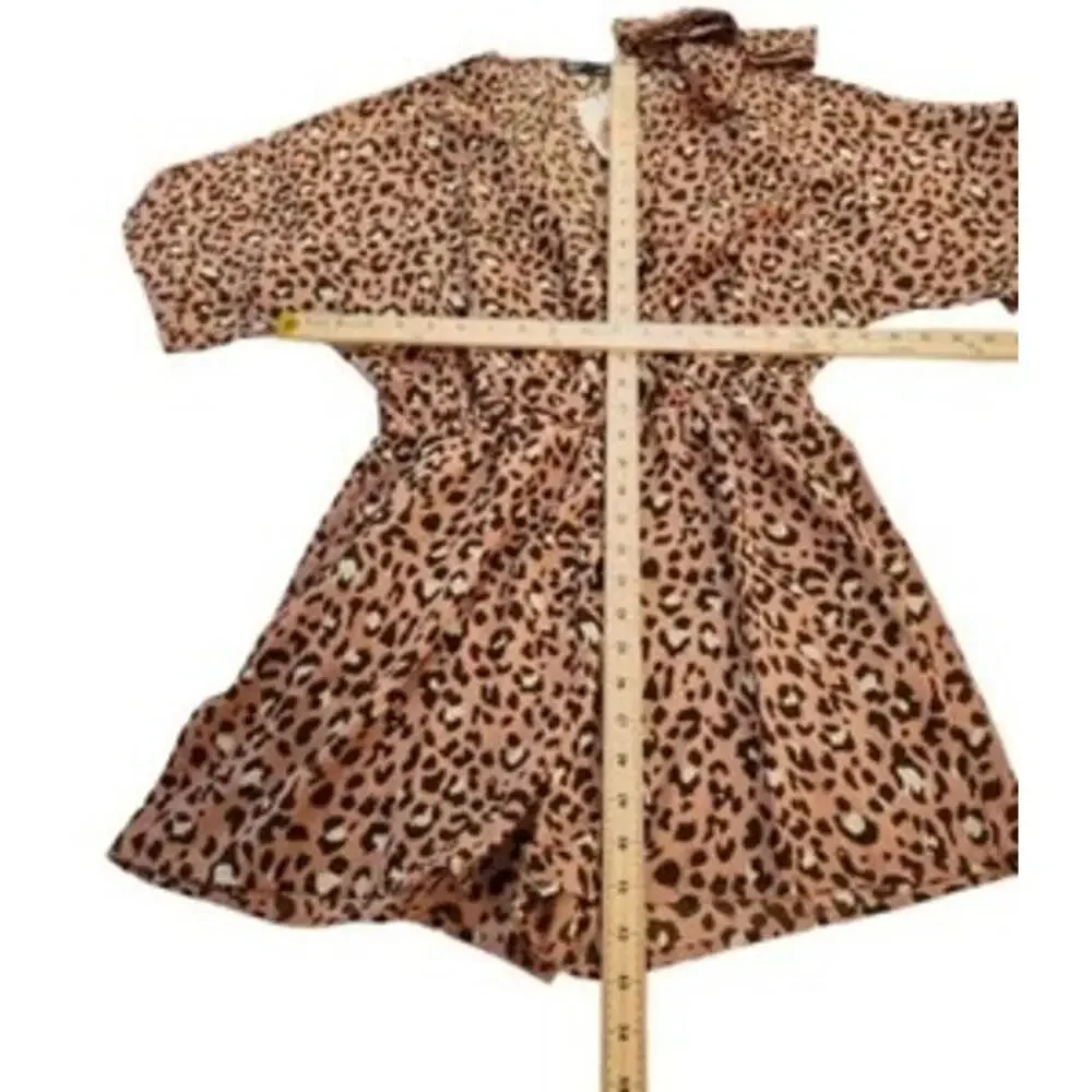 NWT Pretty Garden Size Medium‎ Pink Short Sleeve Cheetah Print Romper New